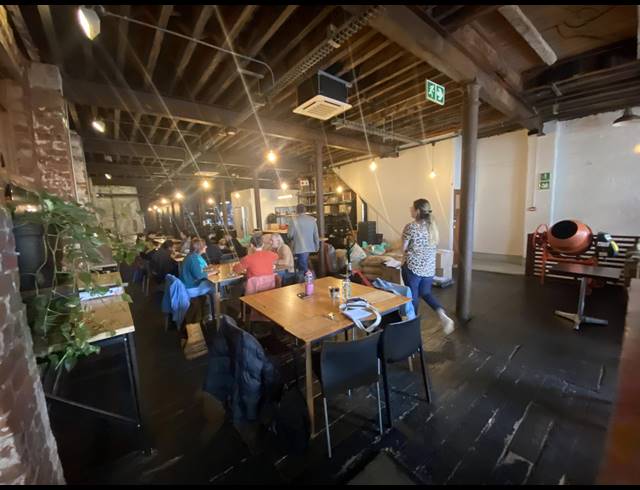 372M² RETAIL TO LET IN DE WATERKANT